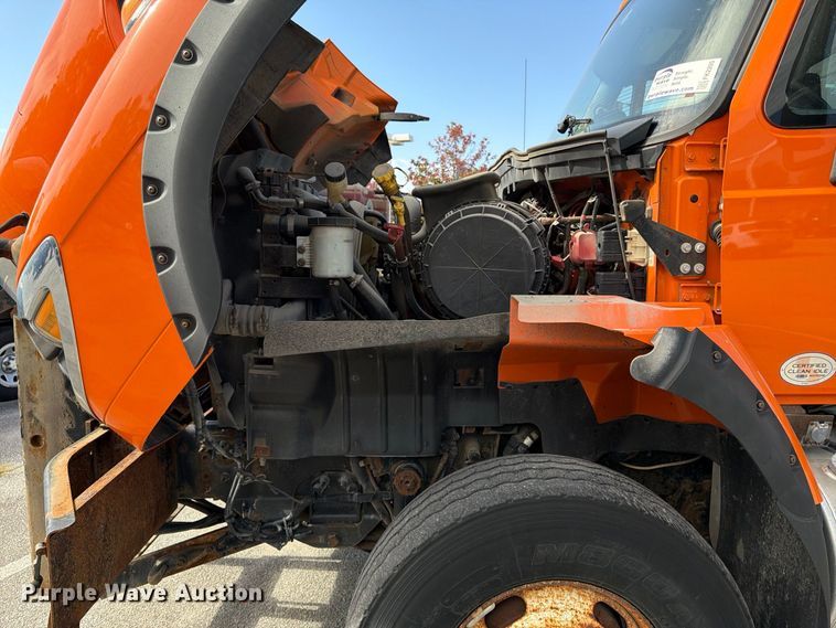image for item FK2205 2014 International 7600 SBA dump truck