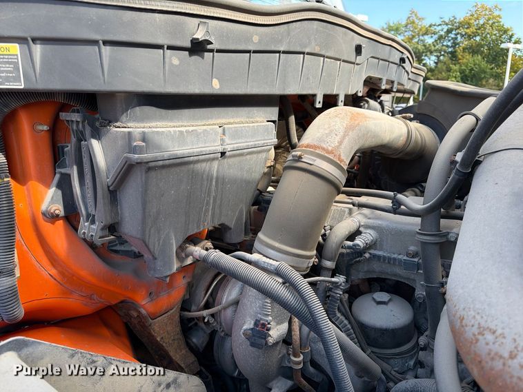image for item FK2205 2014 International 7600 SBA dump truck
