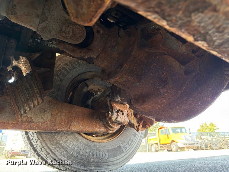 image for item FK2205 2014 International 7600 SBA dump truck