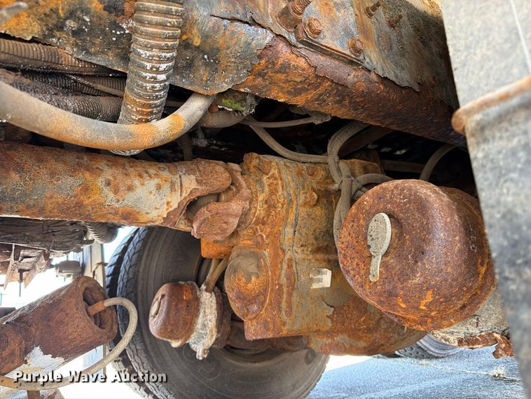 image for item FK2205 2014 International 7600 SBA dump truck