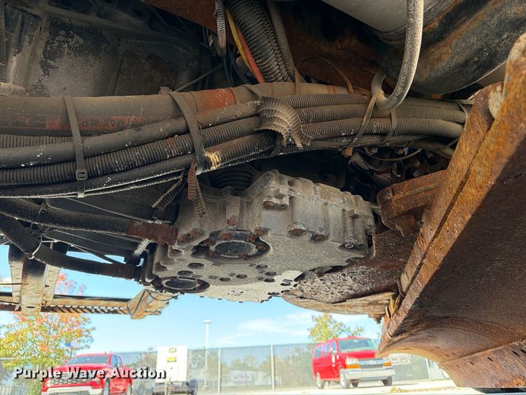 image for item FK2205 2014 International 7600 SBA dump truck