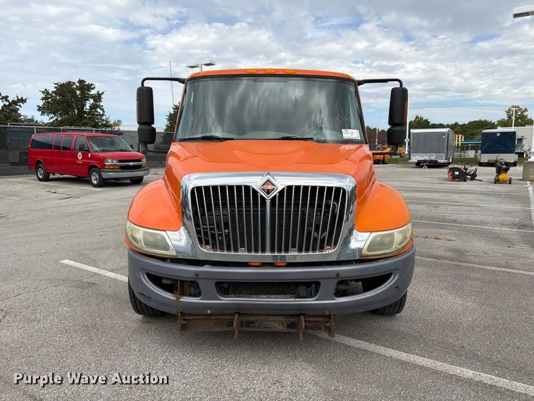 image for item FK2206 2011 International 4300 SBA dump truck