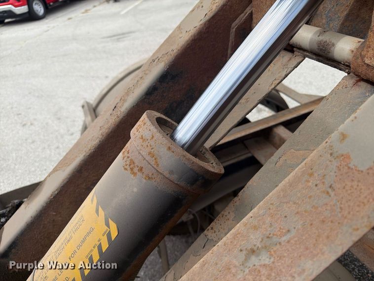 image for item FK2206 2011 International 4300 SBA dump truck