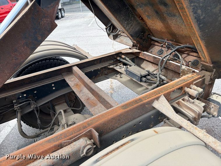image for item FK2206 2011 International 4300 SBA dump truck