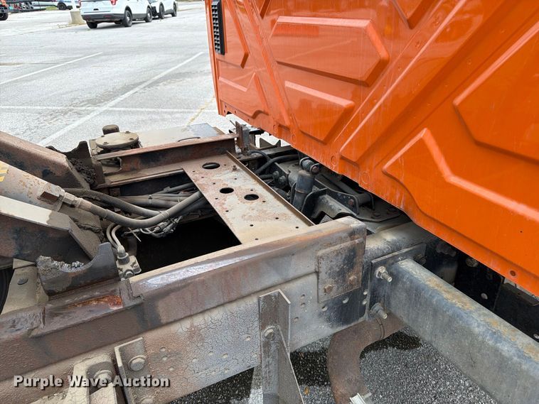 image for item FK2206 2011 International 4300 SBA dump truck