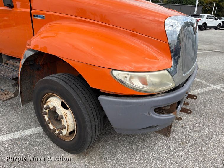 image for item FK2206 2011 International 4300 SBA dump truck