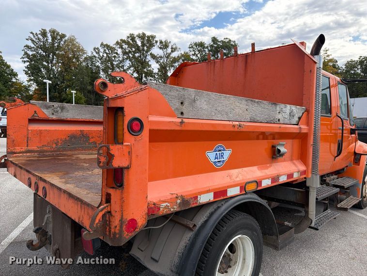 image for item FK2206 2011 International 4300 SBA dump truck