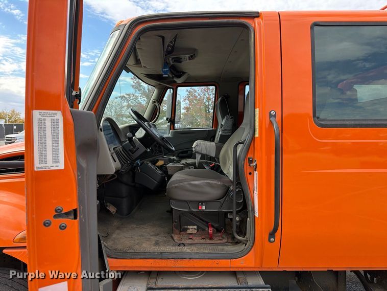 image for item FK2206 2011 International 4300 SBA dump truck