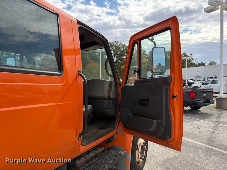 image for item FK2206 2011 International 4300 SBA dump truck