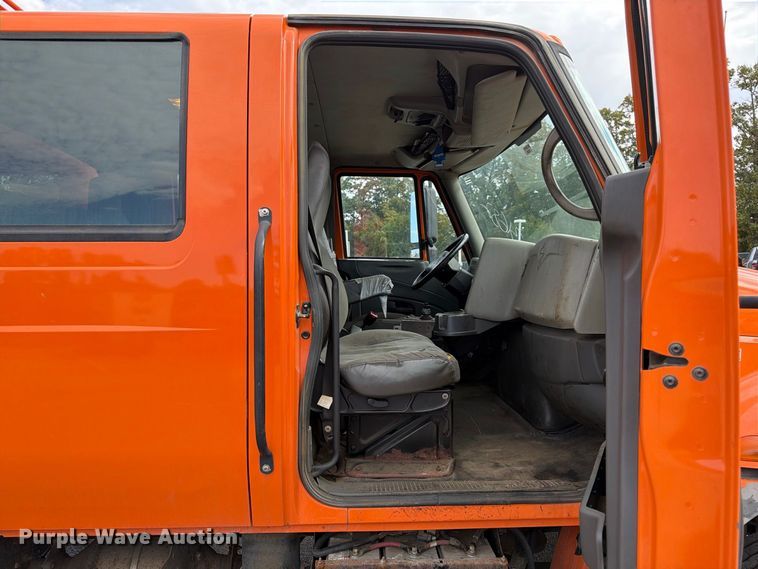 image for item FK2206 2011 International 4300 SBA dump truck