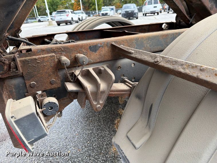 image for item FK2206 2011 International 4300 SBA dump truck