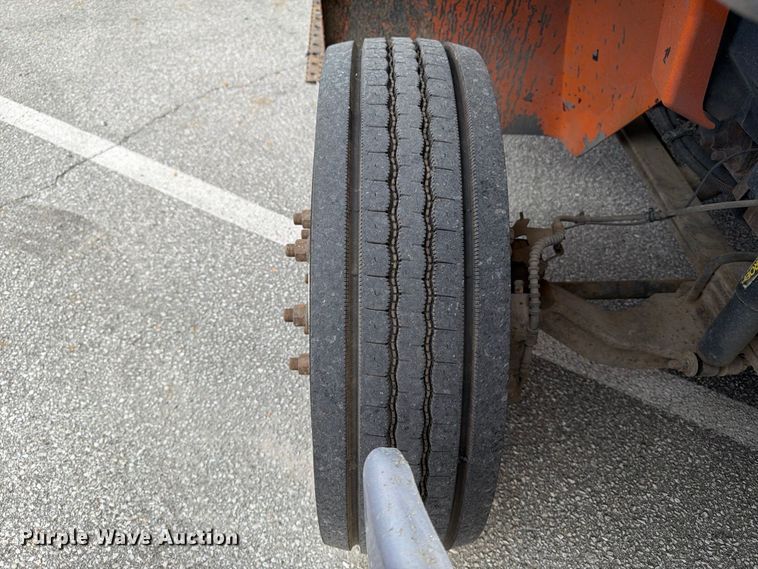 image for item FK2206 2011 International 4300 SBA dump truck