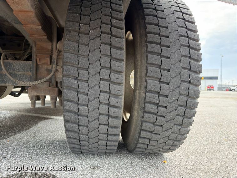 image for item FK2206 2011 International 4300 SBA dump truck