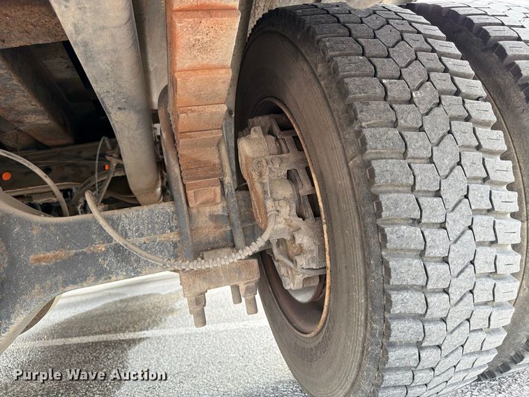 image for item FK2206 2011 International 4300 SBA dump truck