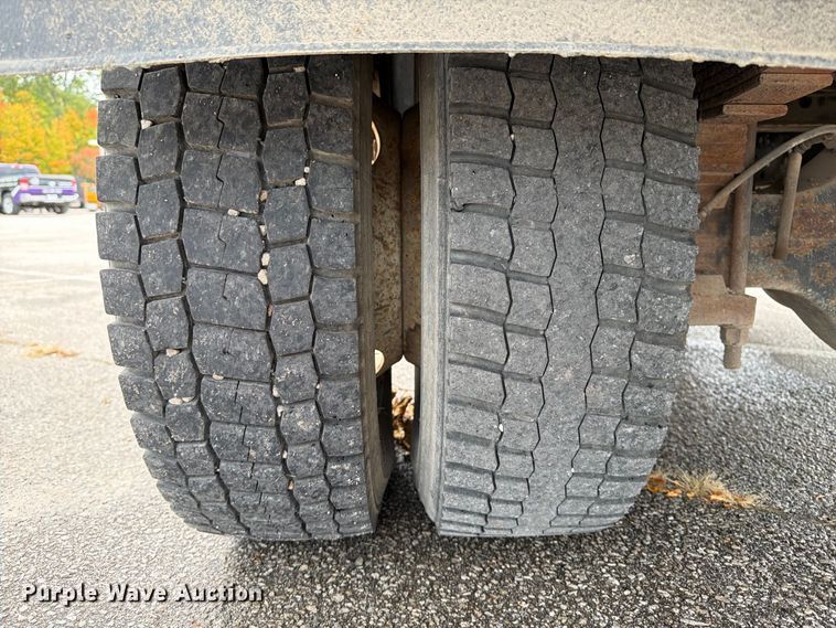 image for item FK2206 2011 International 4300 SBA dump truck