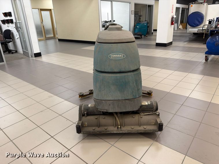 image for item FK2212 Tennant T5 floor scrubber