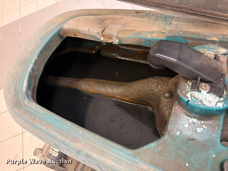 image for item FK2212 Tennant T5 floor scrubber