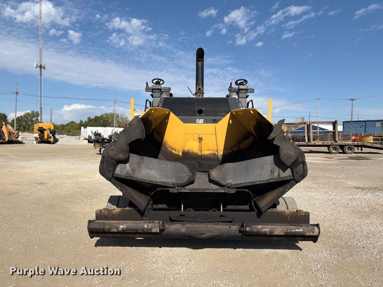 image for item FK2214 2015 Caterpillar AP1000F paver
