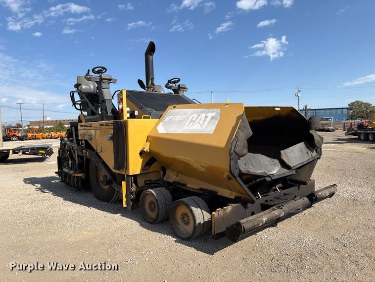 image for item FK2214 2015 Caterpillar AP1000F paver