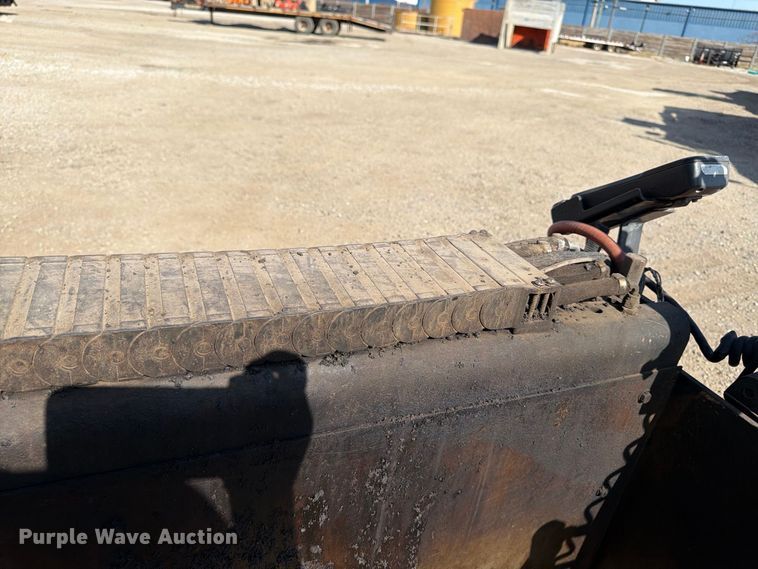 image for item FK2214 2015 Caterpillar AP1000F paver