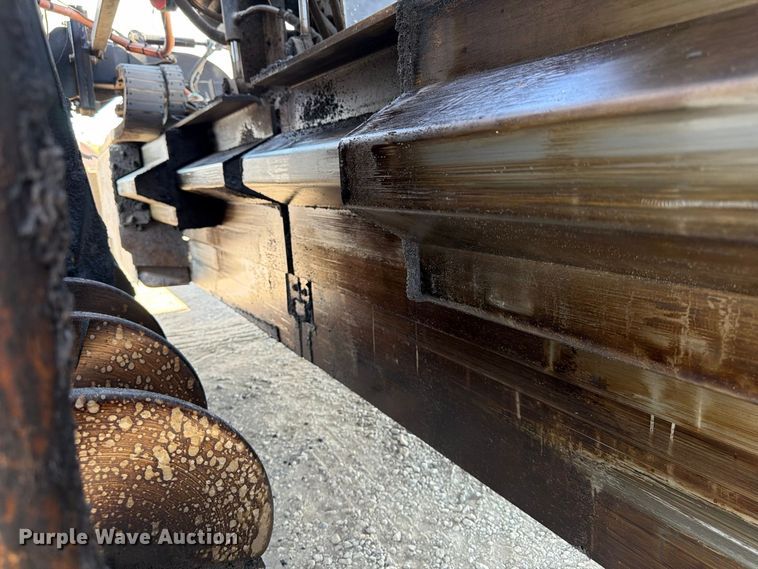 image for item FK2214 2015 Caterpillar AP1000F paver