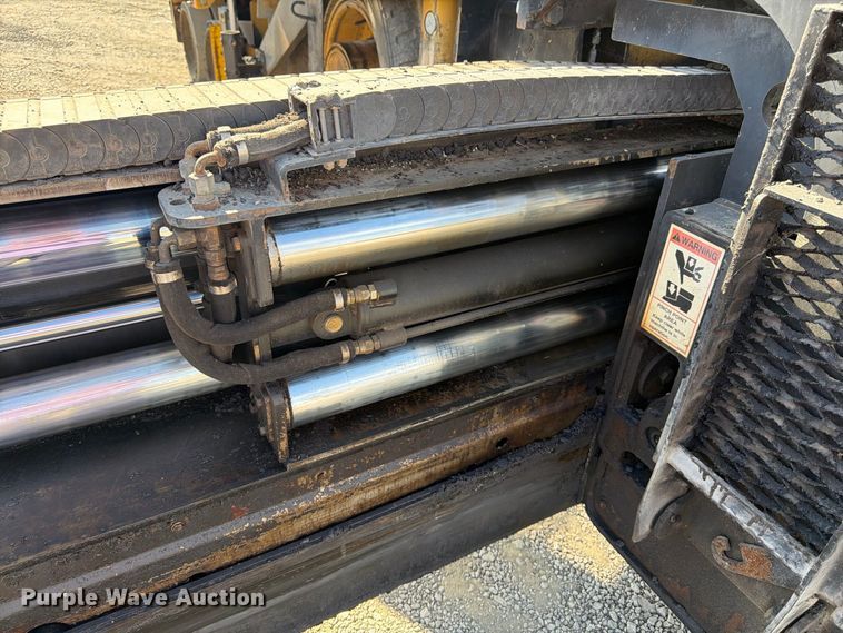 image for item FK2214 2015 Caterpillar AP1000F paver