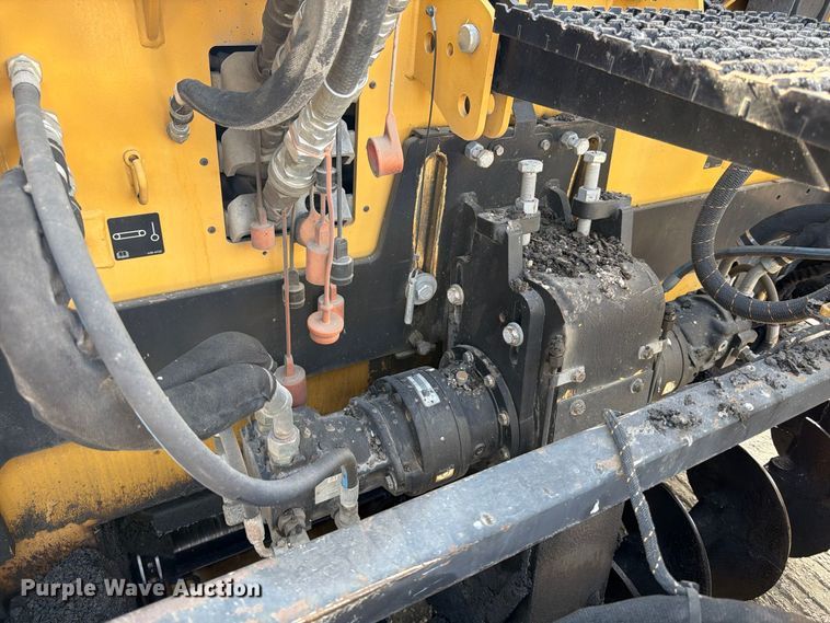 image for item FK2214 2015 Caterpillar AP1000F paver