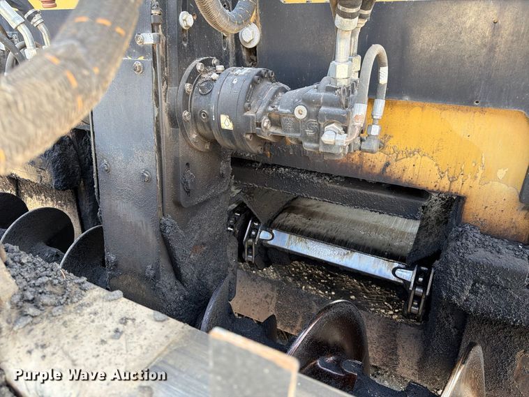 image for item FK2214 2015 Caterpillar AP1000F paver