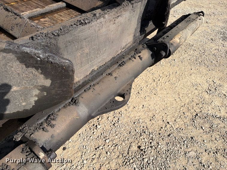 image for item FK2214 2015 Caterpillar AP1000F paver