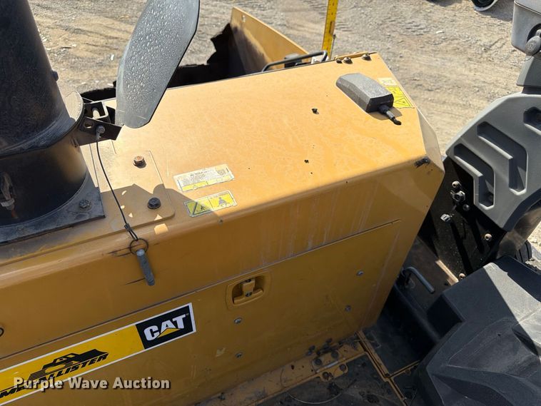 image for item FK2214 2015 Caterpillar AP1000F paver