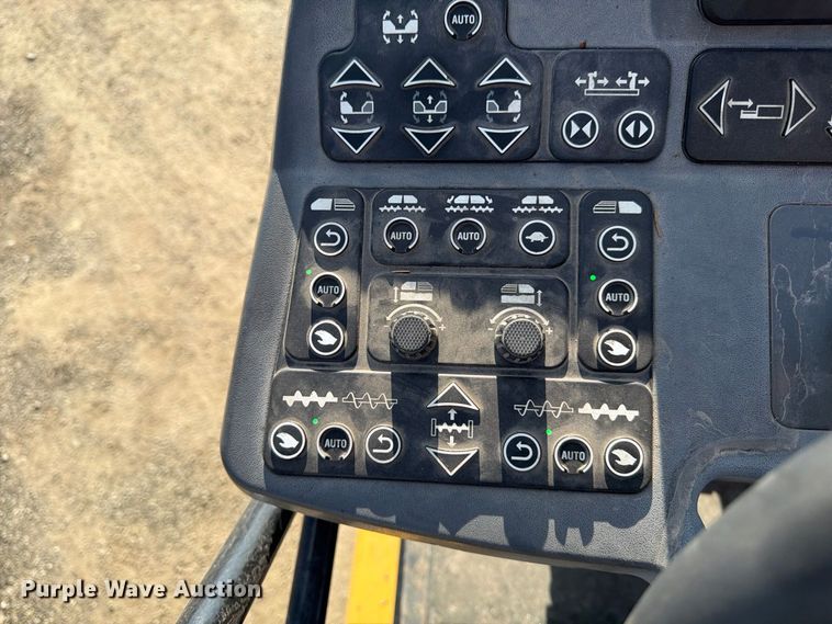 image for item FK2214 2015 Caterpillar AP1000F paver