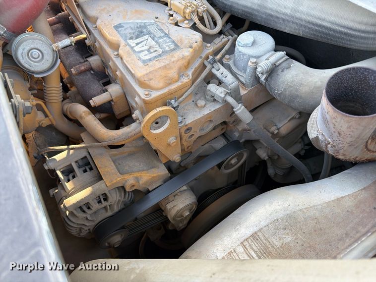 image for item FK2214 2015 Caterpillar AP1000F paver