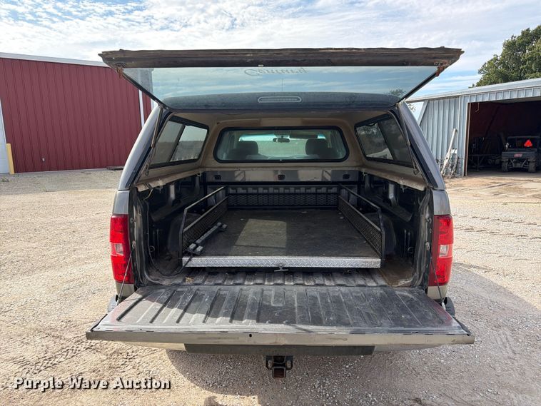 image for item FK3869 2013 Chevrolet Silverado 1500 Ext. Cab pickup truck