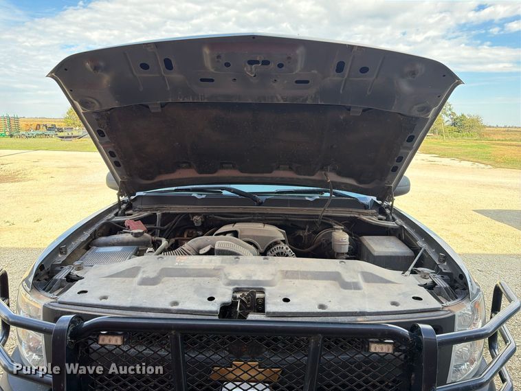 image for item FK3869 2013 Chevrolet Silverado 1500 Ext. Cab pickup truck