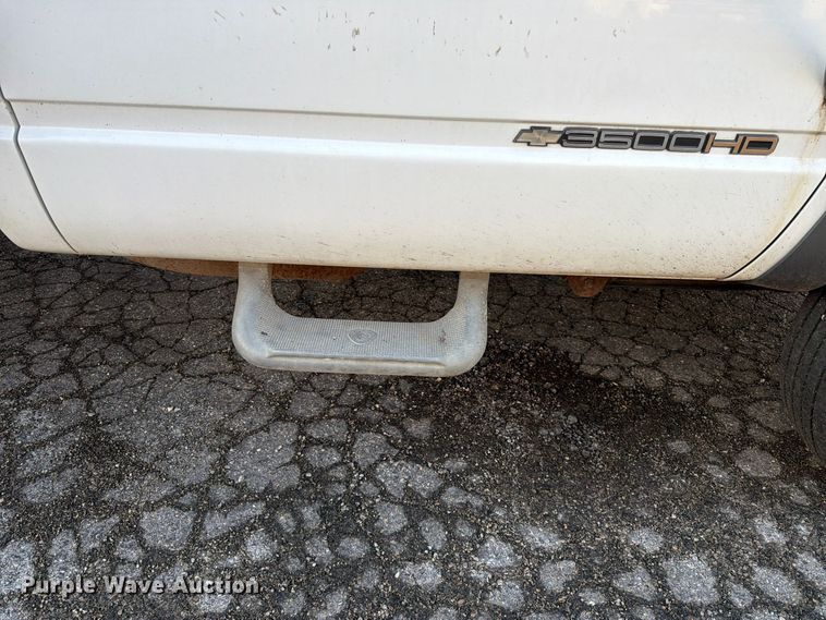 image for item FK3870 2000 Chevrolet 3500HD dump flatbed pickup truck