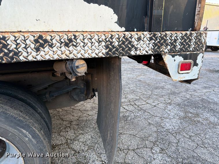 image for item FK3870 2000 Chevrolet 3500HD dump flatbed pickup truck