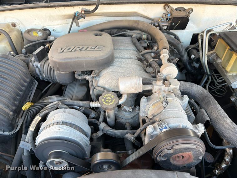 image for item FK3870 2000 Chevrolet 3500HD dump flatbed pickup truck