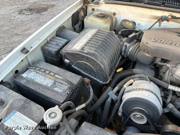 image for item FK3870 2000 Chevrolet 3500HD dump flatbed pickup truck