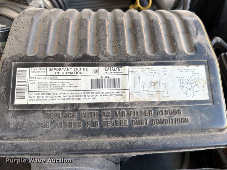 image for item FK3870 2000 Chevrolet 3500HD dump flatbed pickup truck