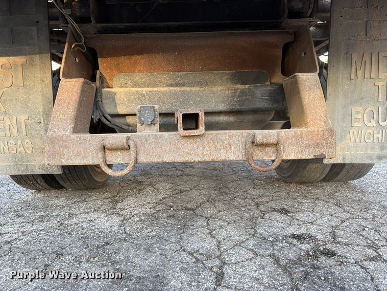 image for item FK3870 2000 Chevrolet 3500HD dump flatbed pickup truck