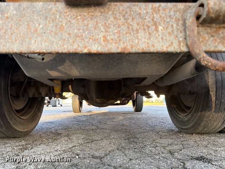 image for item FK3870 2000 Chevrolet 3500HD dump flatbed pickup truck