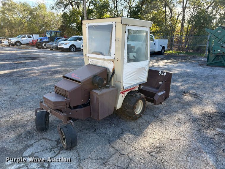 image for item FK3871 Grasshopper 928D lawn mower