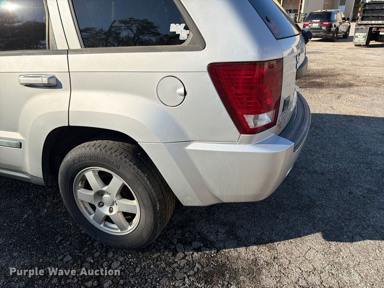 image for item FK3875 2008 Jeep Grand Cherokee Laredo SUV