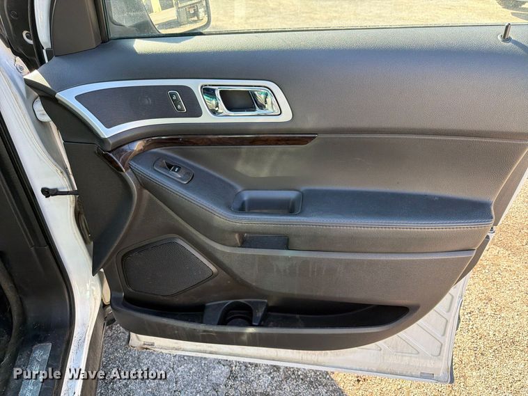 image for item FK3876 2013 Ford Explorer SUV