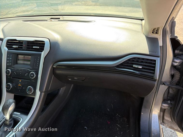image for item FK3877 2013 Ford Fusion 