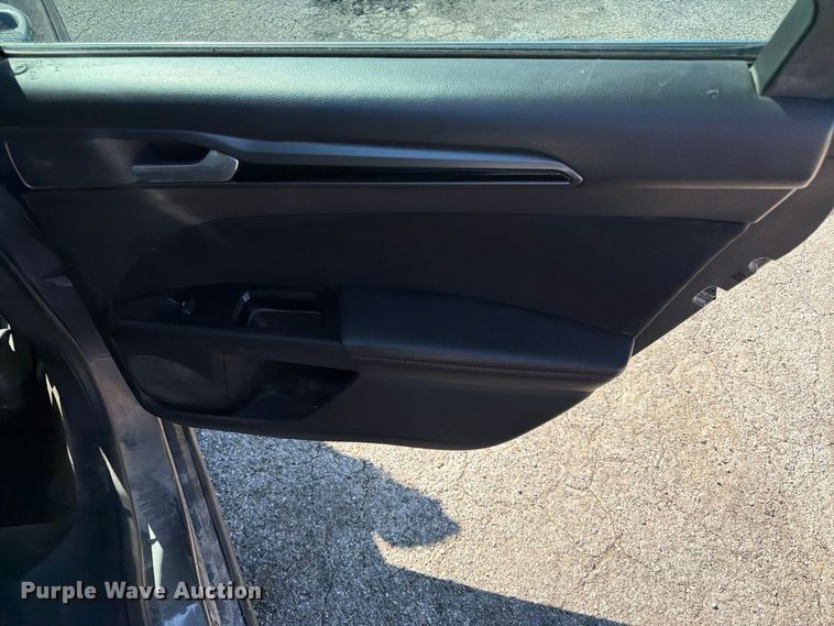 image for item FK3877 2013 Ford Fusion 