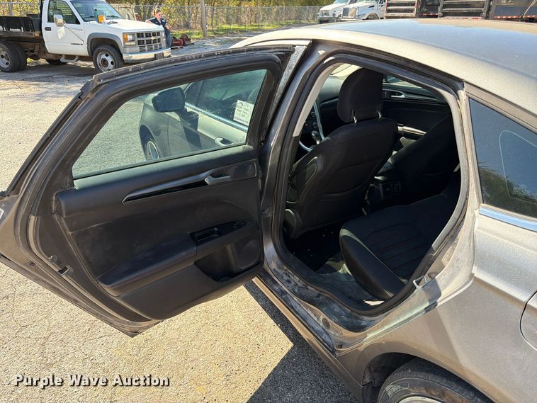 image for item FK3877 2013 Ford Fusion 