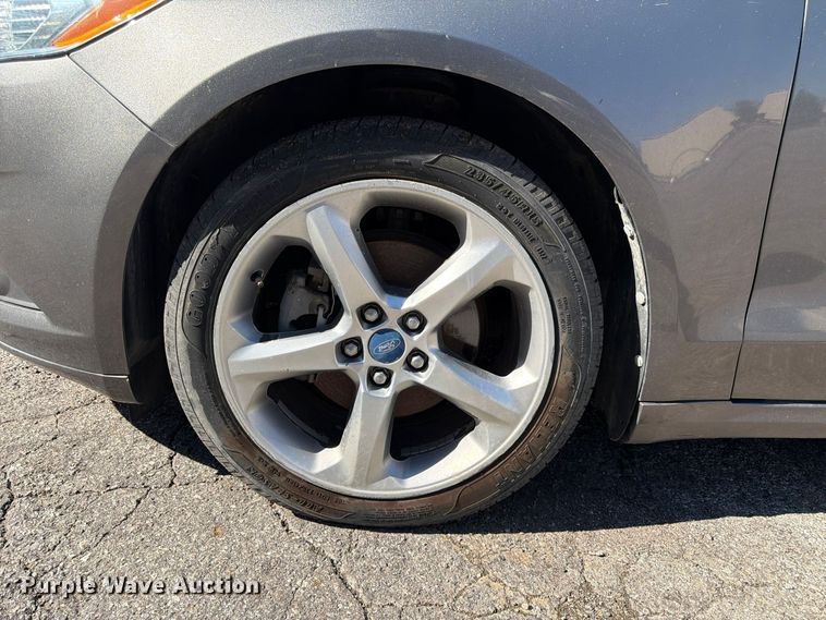 image for item FK3877 2013 Ford Fusion 