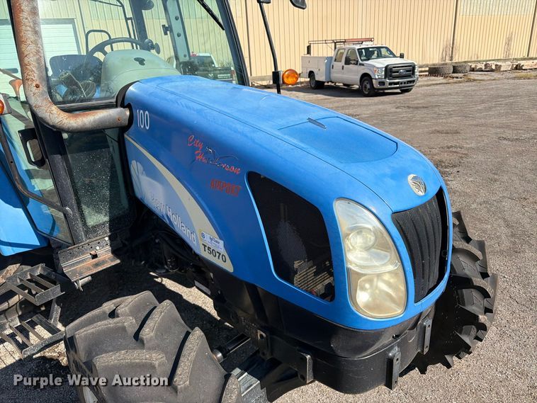 image for item FK3878 2012 New Holland T5070 MFWD tractor