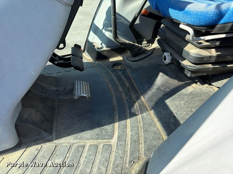 image for item FK3878 2012 New Holland T5070 MFWD tractor